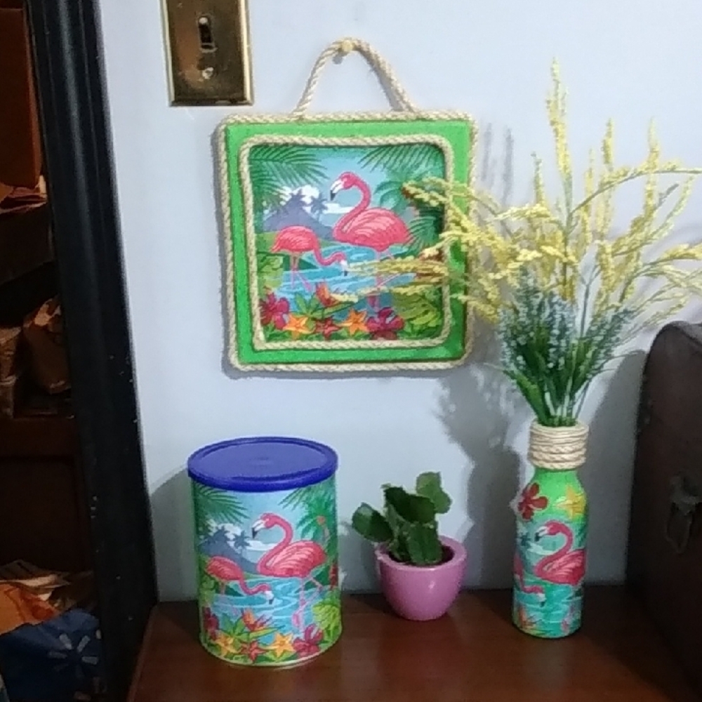 Tropical Flamingo Decor   3 Piece Set